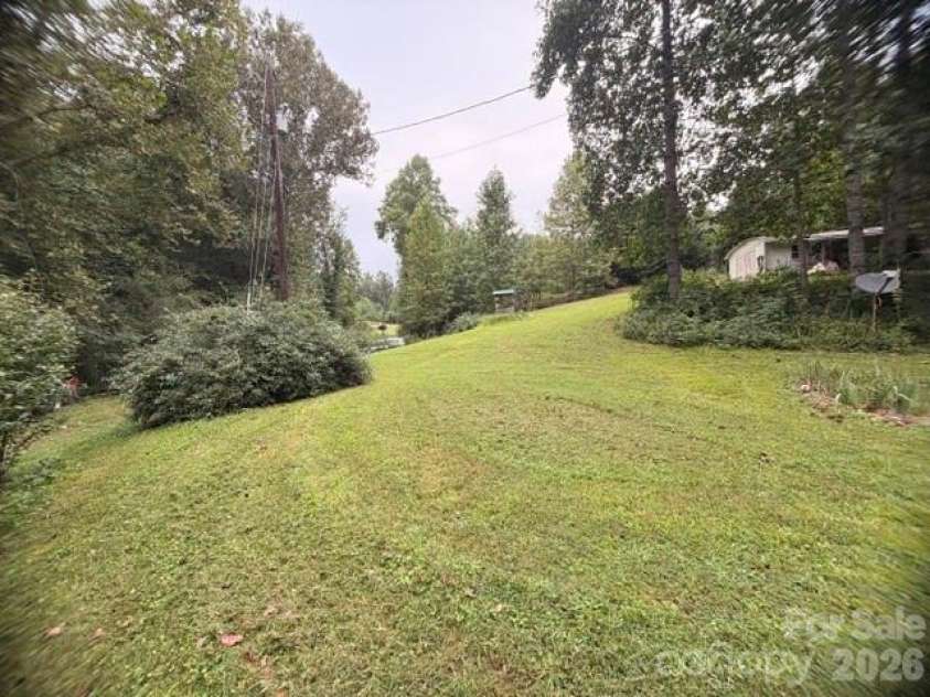 196 Austin Drive, Marion, NC 28752.  MLS# CAR4426519, YatesRealty ID 51927. 