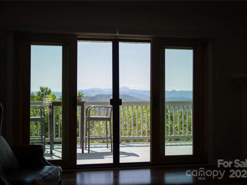 74 Park Avenue, Asheville, NC 28803.  MLS# CAR4169958, YatesRealty ID 5193. 