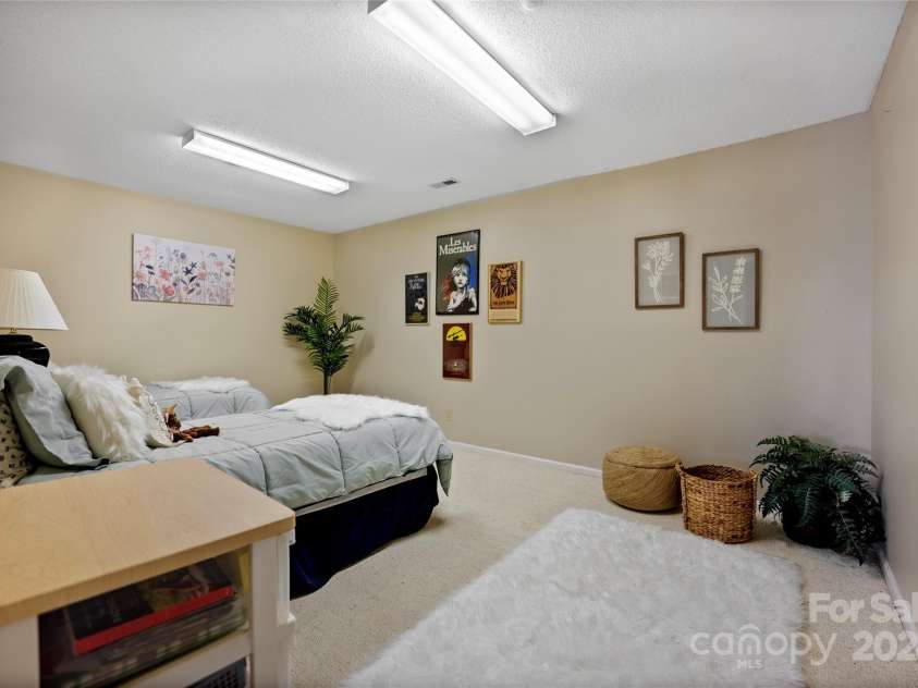 74 Park Avenue, Asheville, NC 28803.  MLS# CAR4169958, YatesRealty ID 5193. 