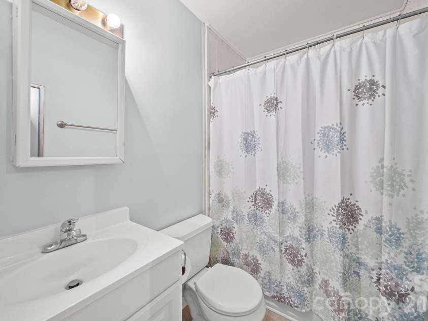 1011 Holland Avenue, Gastonia, NC 28052.  MLS# CAR4426517, YatesRealty ID 51931. 