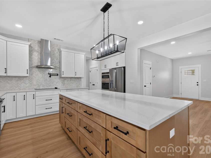106 Blackley Circle, Shelby, NC 28152.  MLS# CAR4426132, YatesRealty ID 51935. 
