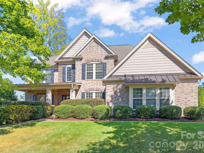 18510 Clavemorr Castle Court, Charlotte, NC 28277.  MLS# CAR4425806, YatesRealty ID 51937. 