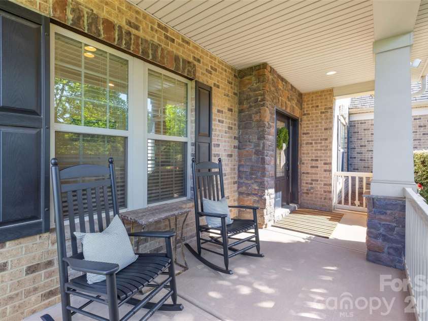 18510 Clavemorr Castle Court, Charlotte, NC 28277.  MLS# CAR4425806, YatesRealty ID 51937. 