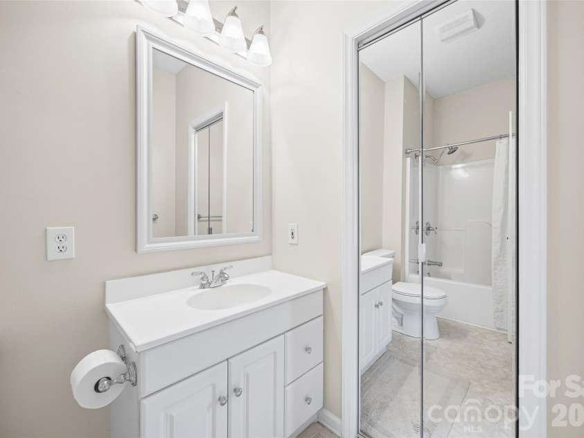 701 Peregrine Court, Gastonia, NC 28056.  MLS# CAR4425225, YatesRealty ID 51938. 
