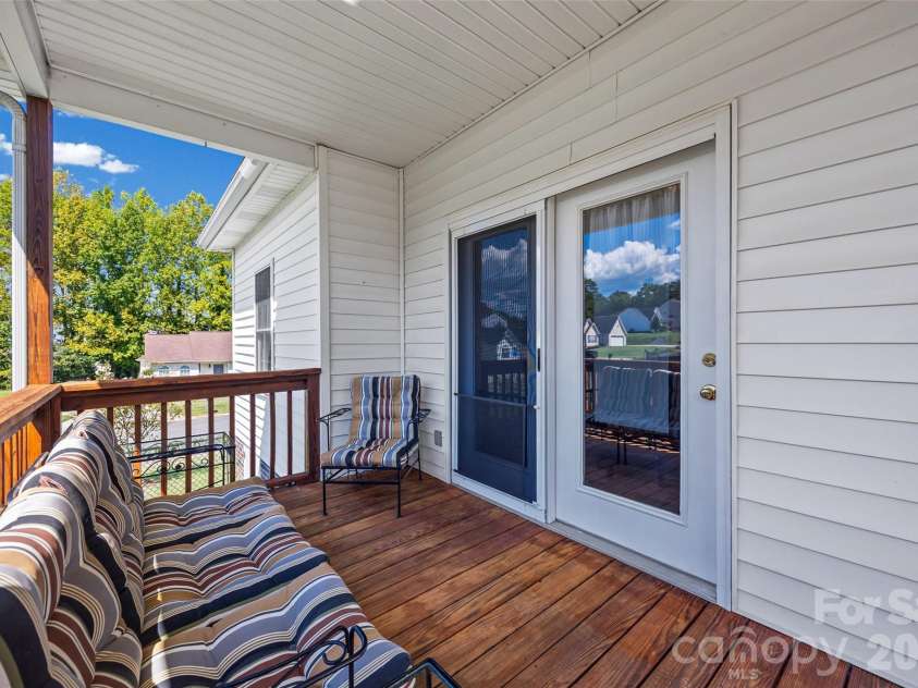 701 Peregrine Court, Gastonia, NC 28056.  MLS# CAR4425225, YatesRealty ID 51938. 