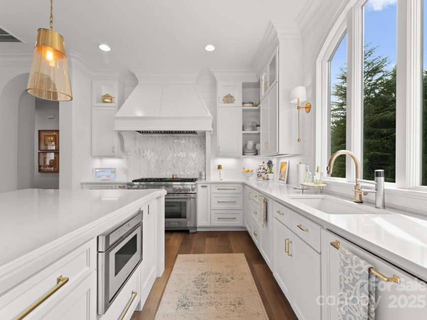 147 Shelburne Place, Mooresville, NC 28117.  MLS# CAR4235927, YatesRealty ID 5194. 