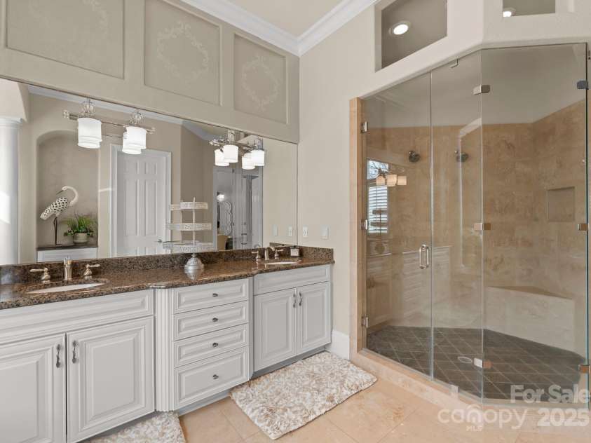 147 Shelburne Place, Mooresville, NC 28117.  MLS# CAR4235927, YatesRealty ID 5194. 