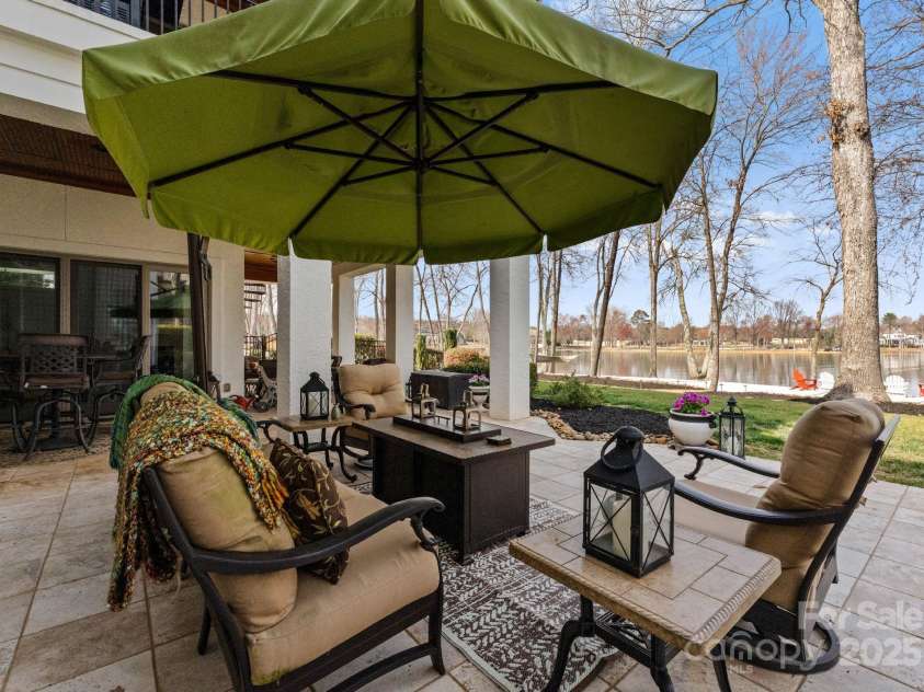 147 Shelburne Place, Mooresville, NC 28117.  MLS# CAR4235927, YatesRealty ID 5194. 