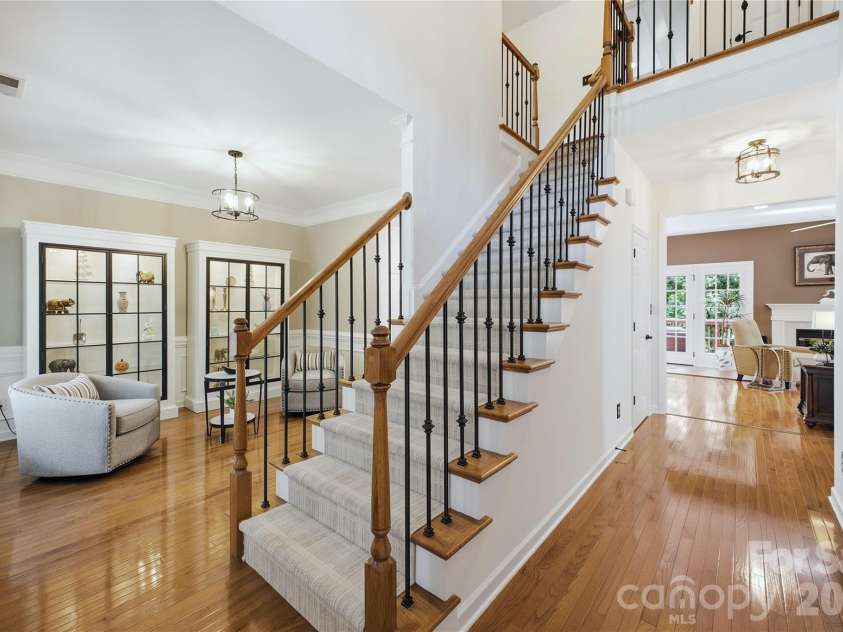 637 Falls Creek Court, Fort Mill, SC 29715.  MLS# CAR4425339, YatesRealty ID 51940. 