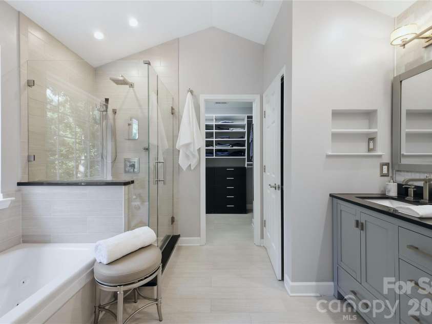 637 Falls Creek Court, Fort Mill, SC 29715.  MLS# CAR4425339, YatesRealty ID 51940. 