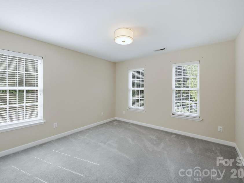 637 Falls Creek Court, Fort Mill, SC 29715.  MLS# CAR4425339, YatesRealty ID 51940. 