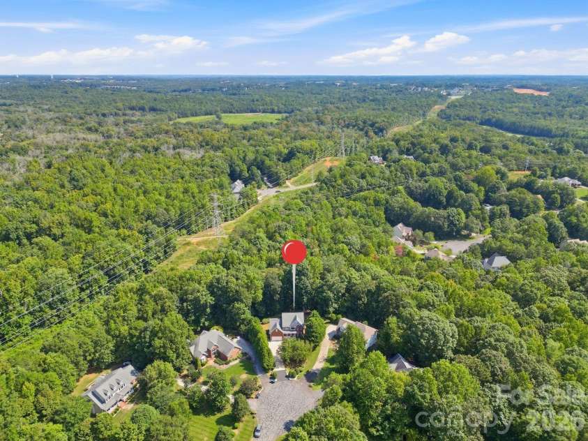 637 Falls Creek Court, Fort Mill, SC 29715.  MLS# CAR4425339, YatesRealty ID 51940. 
