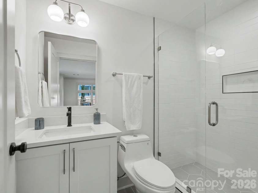 3127 Colyer Place, Charlotte, NC 28205.  MLS# CAR4425271, YatesRealty ID 51941. 