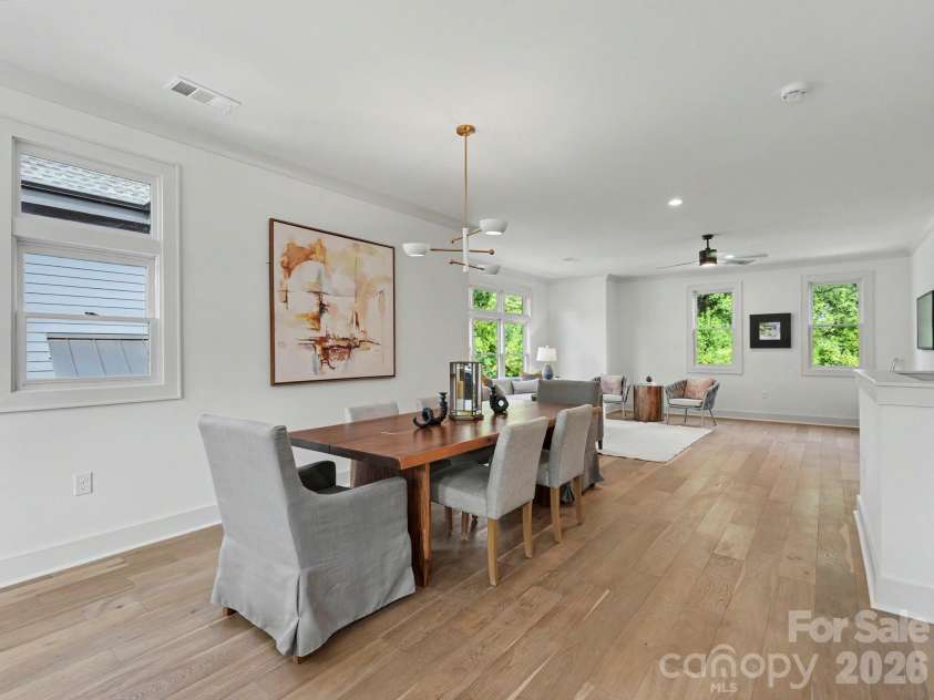 3127 Colyer Place, Charlotte, NC 28205.  MLS# CAR4425271, YatesRealty ID 51941. 