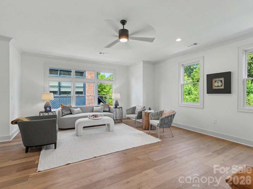 3127 Colyer Place, Charlotte, NC 28205.  MLS# CAR4425271, YatesRealty ID 51941. 