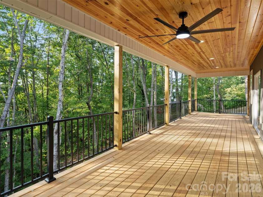 160 Blossom Ridge, Leicester, NC 28748.  MLS# CAR4425456, YatesRealty ID 51942. 