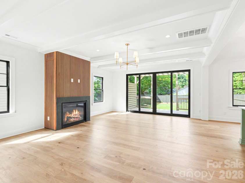 5967 Gate Post Road, Charlotte, NC 28211.  MLS# CAR4425166, YatesRealty ID 51943. 