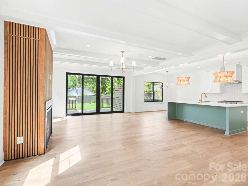 5967 Gate Post Road, Charlotte, NC 28211.  MLS# CAR4425166, YatesRealty ID 51943. 