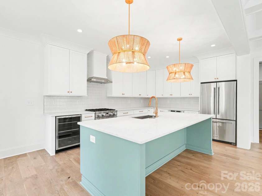 5967 Gate Post Road, Charlotte, NC 28211.  MLS# CAR4425166, YatesRealty ID 51943. 