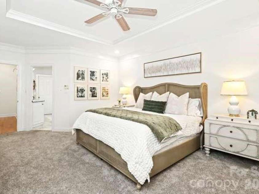 16032 Covington Point Lane, Huntersville, NC 28078.  MLS# CAR4425218, YatesRealty ID 51944. 
