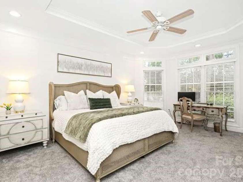 16032 Covington Point Lane, Huntersville, NC 28078.  MLS# CAR4425218, YatesRealty ID 51944. 