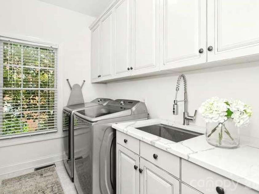 16032 Covington Point Lane, Huntersville, NC 28078.  MLS# CAR4425218, YatesRealty ID 51944. 
