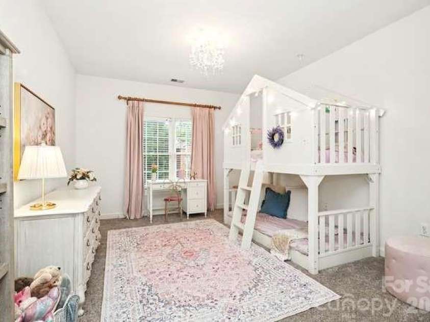 16032 Covington Point Lane, Huntersville, NC 28078.  MLS# CAR4425218, YatesRealty ID 51944. 