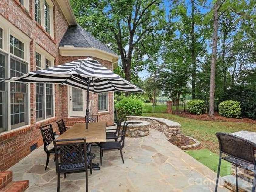 16032 Covington Point Lane, Huntersville, NC 28078.  MLS# CAR4425218, YatesRealty ID 51944. 