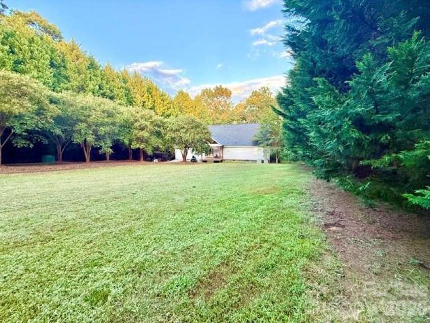 4632 Lynwood Road, Sherrills Ford, NC 28673.  MLS# CAR4425215, YatesRealty ID 51946. 