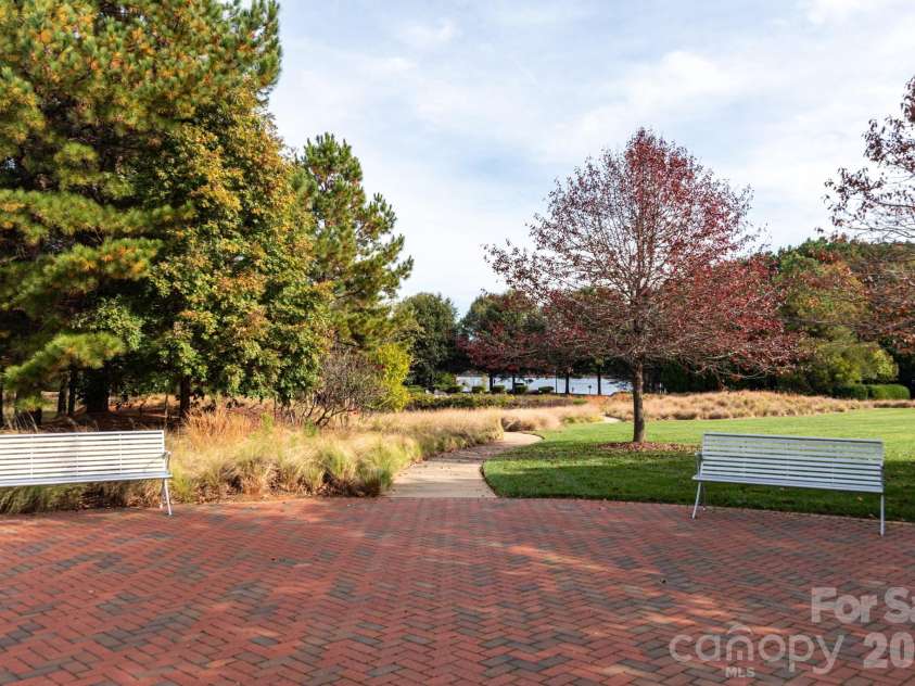 246 Harbour Place Drive, Davidson, NC 28036.  MLS# CAR4425066, YatesRealty ID 51947. Nearby walking/park