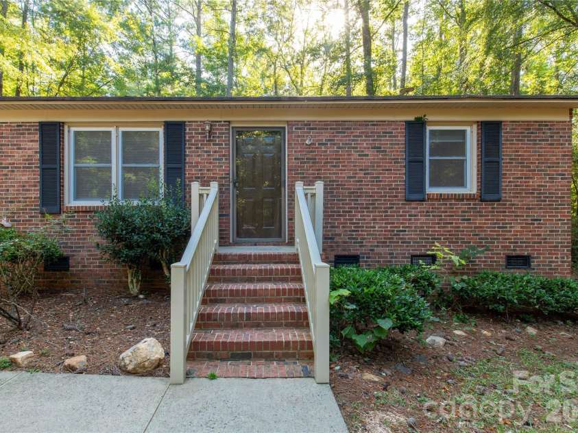 3055 University Drive, Lancaster, SC 29720.  MLS# CAR4425106, YatesRealty ID 51948. 