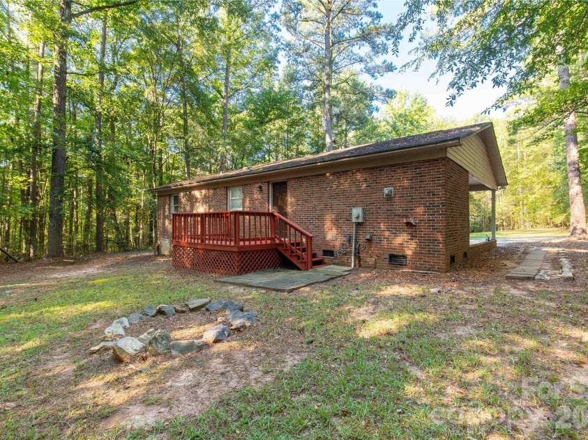 3055 University Drive, Lancaster, SC 29720.  MLS# CAR4425106, YatesRealty ID 51948. 