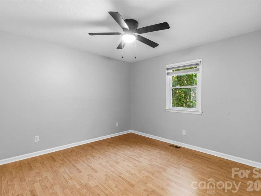 3055 University Drive, Lancaster, SC 29720.  MLS# CAR4425106, YatesRealty ID 51948. 