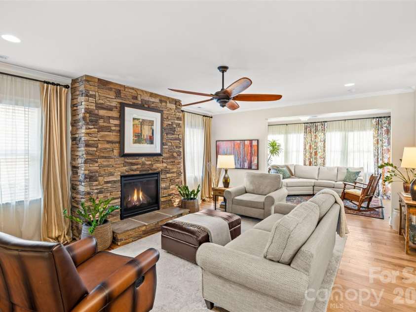 4131 Stacy Boulevard, Charlotte, NC 28209.  MLS# CAR4354050, YatesRealty ID 5195. 