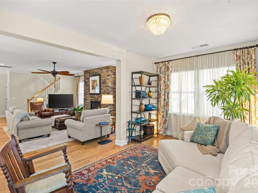 4131 Stacy Boulevard, Charlotte, NC 28209.  MLS# CAR4354050, YatesRealty ID 5195. 