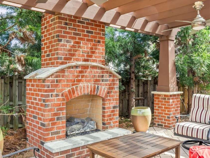 4131 Stacy Boulevard, Charlotte, NC 28209.  MLS# CAR4354050, YatesRealty ID 5195. 
