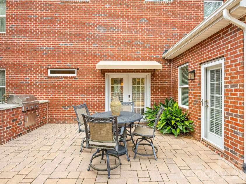 4131 Stacy Boulevard, Charlotte, NC 28209.  MLS# CAR4354050, YatesRealty ID 5195. 