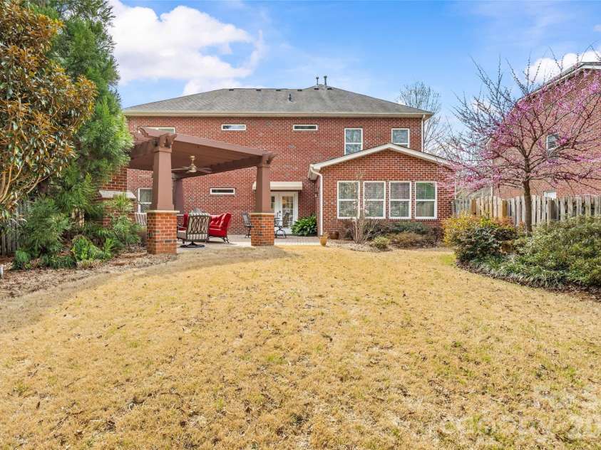 4131 Stacy Boulevard, Charlotte, NC 28209.  MLS# CAR4354050, YatesRealty ID 5195. 