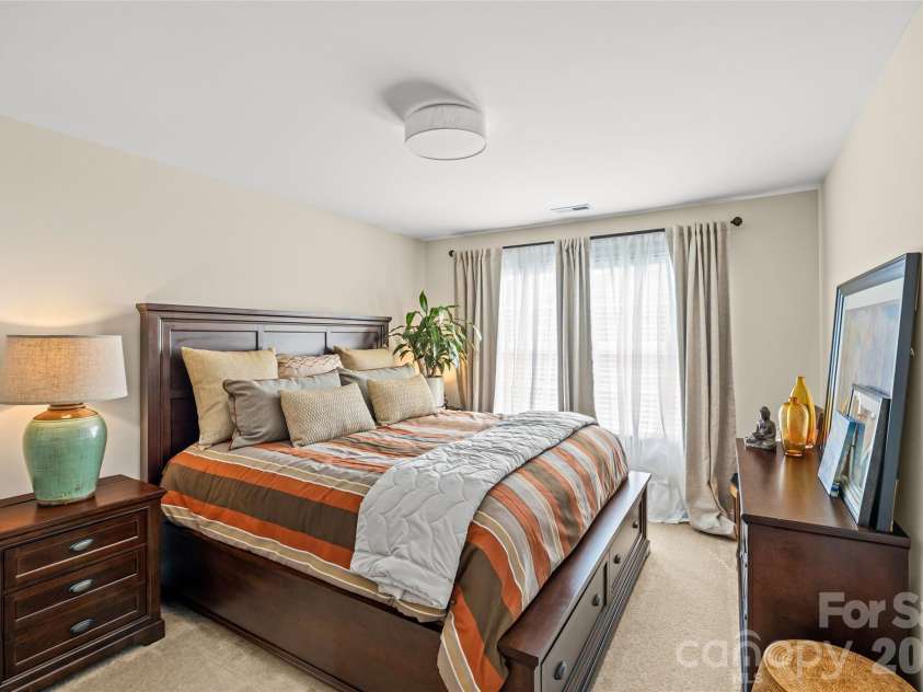 4131 Stacy Boulevard, Charlotte, NC 28209.  MLS# CAR4354050, YatesRealty ID 5195. Second Floor Bedroom 