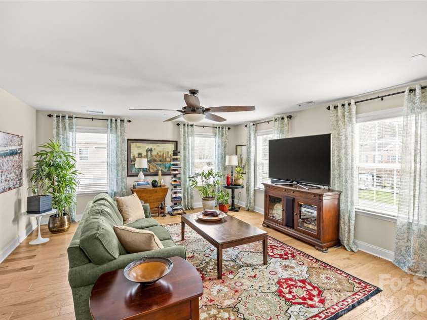 4131 Stacy Boulevard, Charlotte, NC 28209.  MLS# CAR4354050, YatesRealty ID 5195. Second Floor Bonus Room 