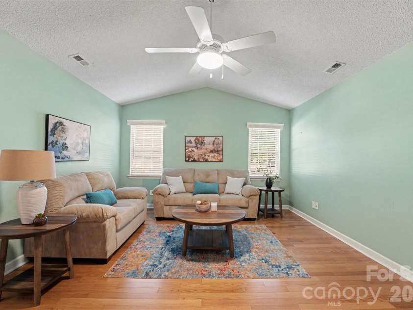 124 Keswick Lane, Mooresville, NC 28117.  MLS# CAR4424692, YatesRealty ID 51950. 