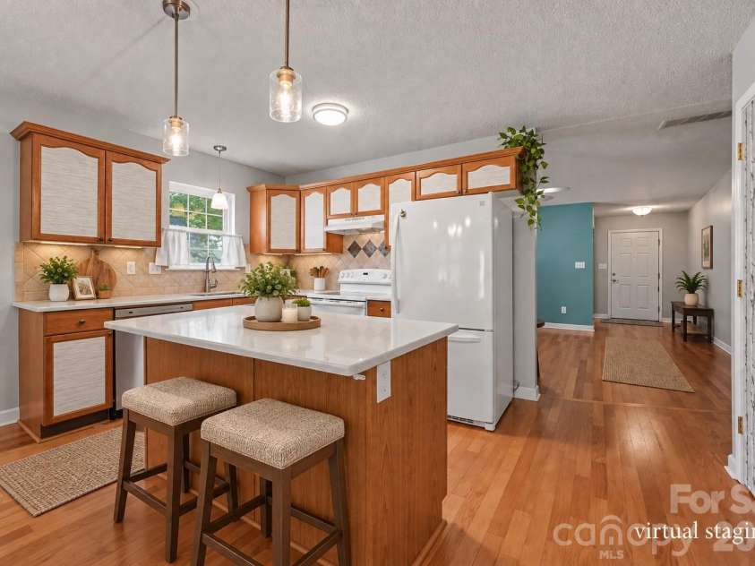 124 Keswick Lane, Mooresville, NC 28117.  MLS# CAR4424692, YatesRealty ID 51950. 