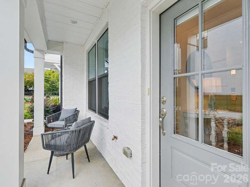 2110 Magnolia Blossom Way, Charlotte, NC 28211.  MLS# CAR4424576, YatesRealty ID 51954. 