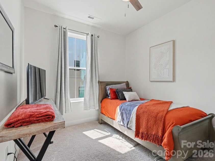 2110 Magnolia Blossom Way, Charlotte, NC 28211.  MLS# CAR4424576, YatesRealty ID 51954. 
