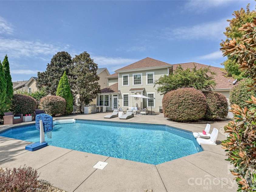 2101 Trading Ford Drive, Waxhaw, NC 28173.  MLS# CAR4424667, YatesRealty ID 51955. Backyard