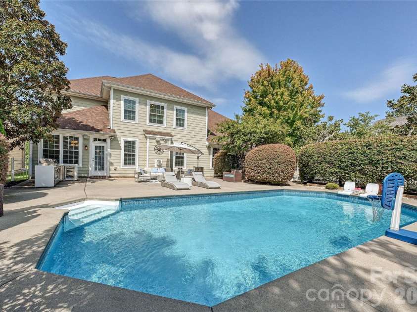 2101 Trading Ford Drive, Waxhaw, NC 28173.  MLS# CAR4424667, YatesRealty ID 51955. Backyard