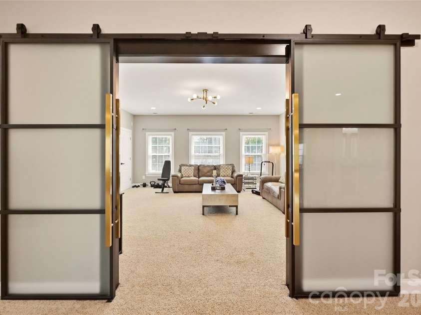 2101 Trading Ford Drive, Waxhaw, NC 28173.  MLS# CAR4424667, YatesRealty ID 51955. Bonus Room