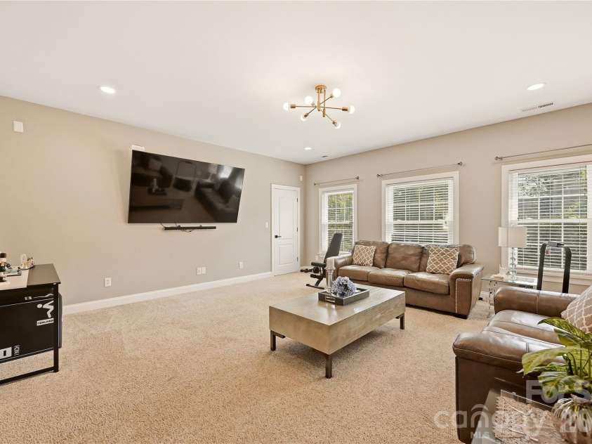 2101 Trading Ford Drive, Waxhaw, NC 28173.  MLS# CAR4424667, YatesRealty ID 51955. Bonus Room