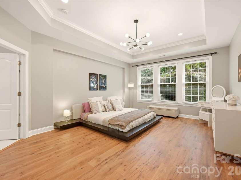 2101 Trading Ford Drive, Waxhaw, NC 28173.  MLS# CAR4424667, YatesRealty ID 51955. Main Floor - Primary Bedroom