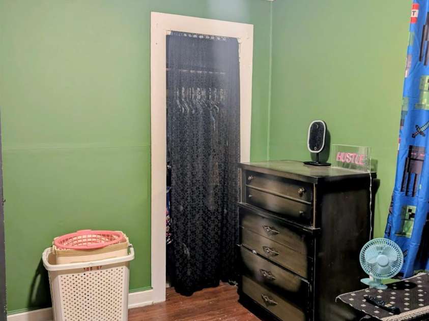712 Weldon Street, Gastonia, NC 28052.  MLS# CAR4424561, YatesRealty ID 51956. 